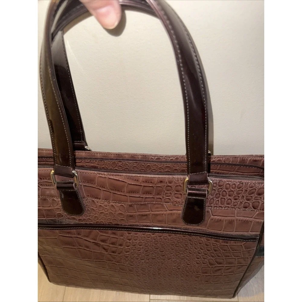 Beautiful Rare Beijo‎ Handbag Tote Bag Purse Faux Crocodile Brown Computer Case